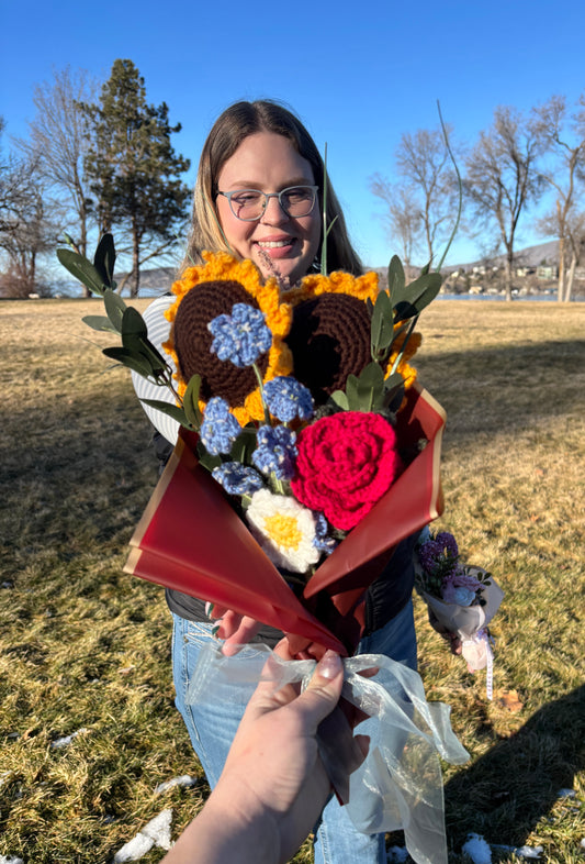 Endless Sunshine Crochet Bouquet
